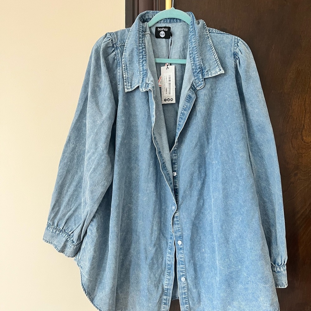 DENIM BUTTON DOWN
